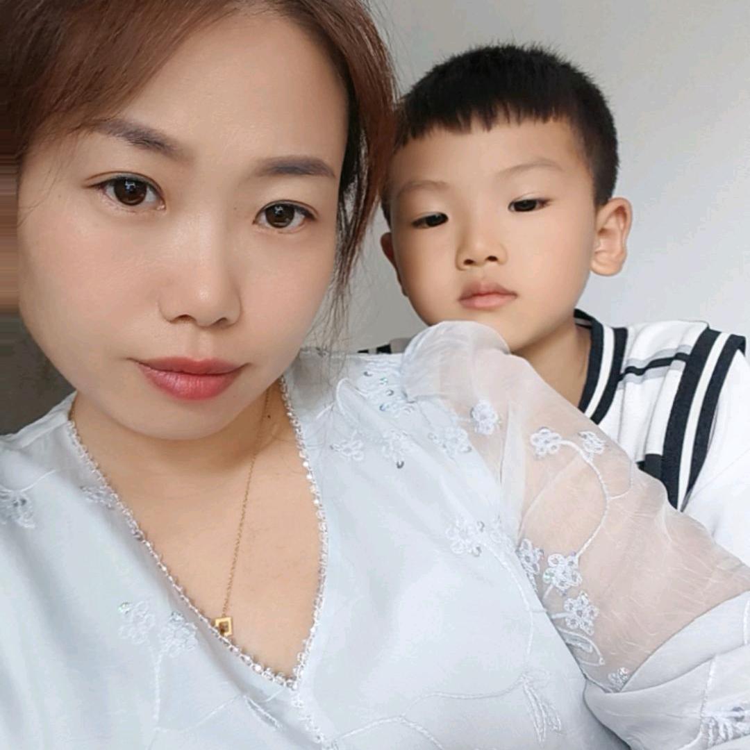 @坠落在天空的星星✨