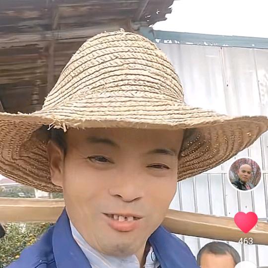 杨潭光头哥