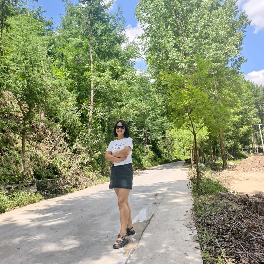 "转身丶说再见"