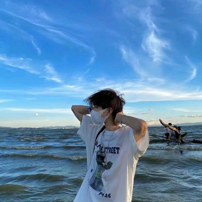 总有山海奔赴來