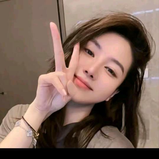 晴姐爱吃喝玩乐