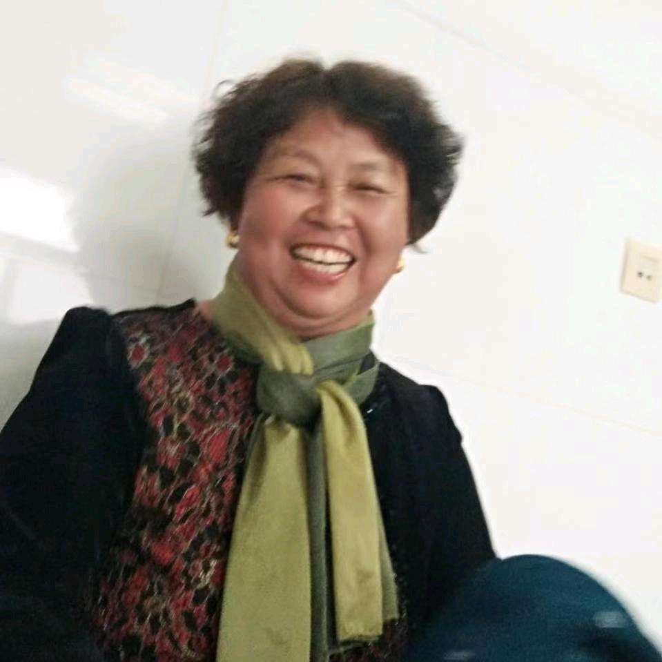 三个宝贝的奶奶