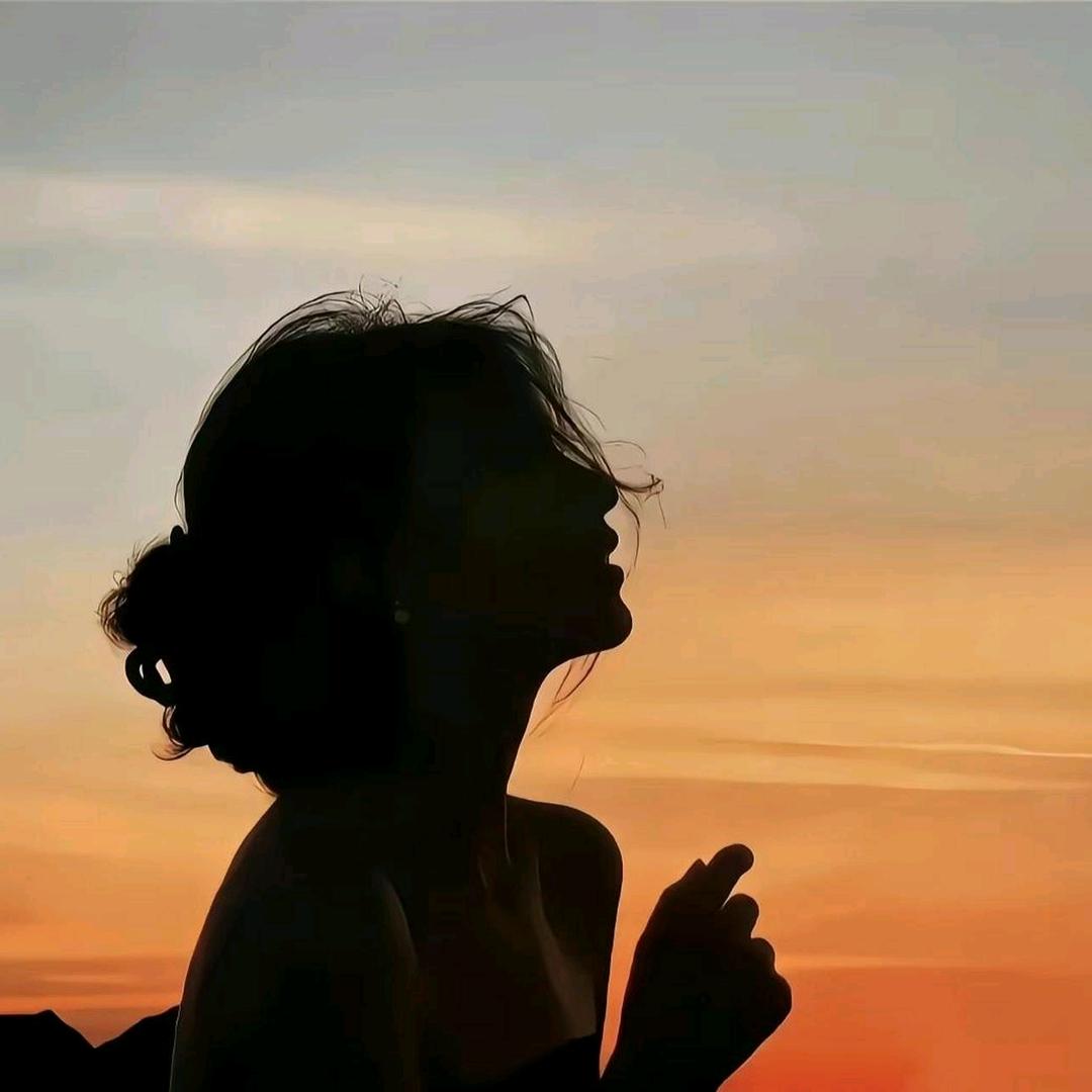 丫头💞很拽（新人直播）