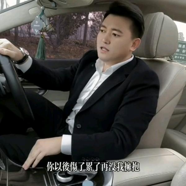 回忆当年，一见钟情。