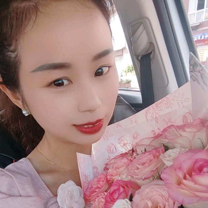 街调女装（肖燕）