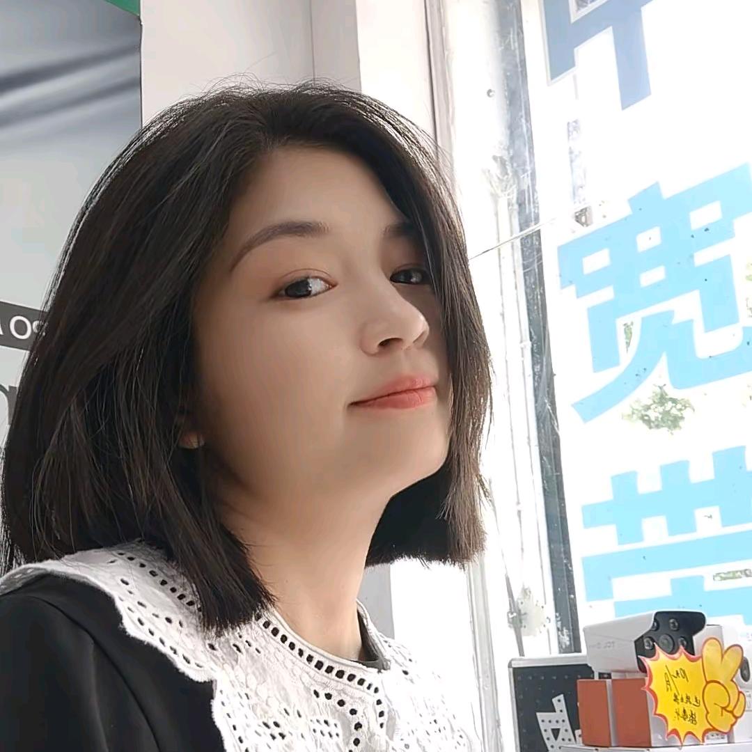 卖手机的开心果儿，沙河市场宏天移动。