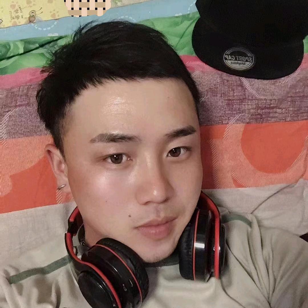 鳈都会：李 boss.