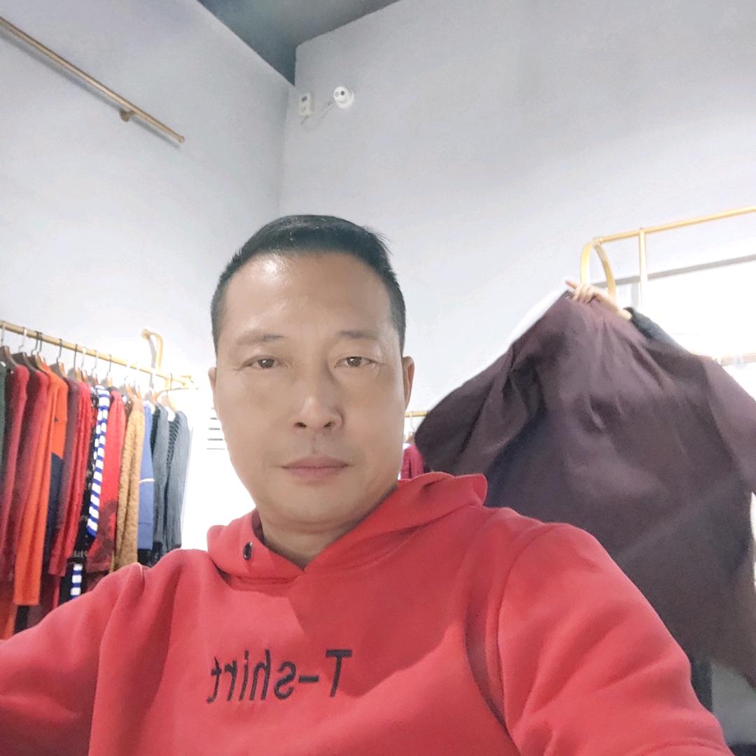 🕊流浪人ℒℴѵℯ·¹³¹⁴ృ༊