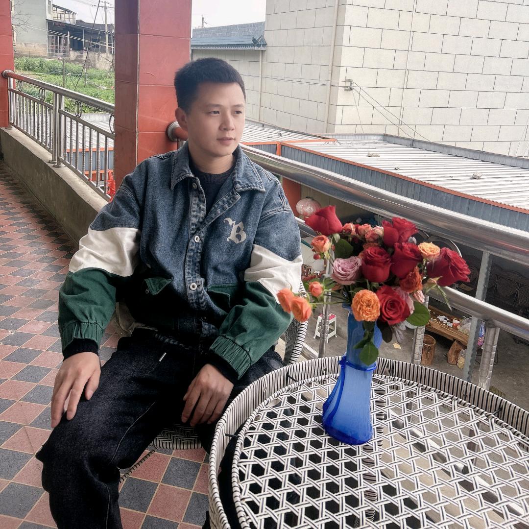 请叫我小彭