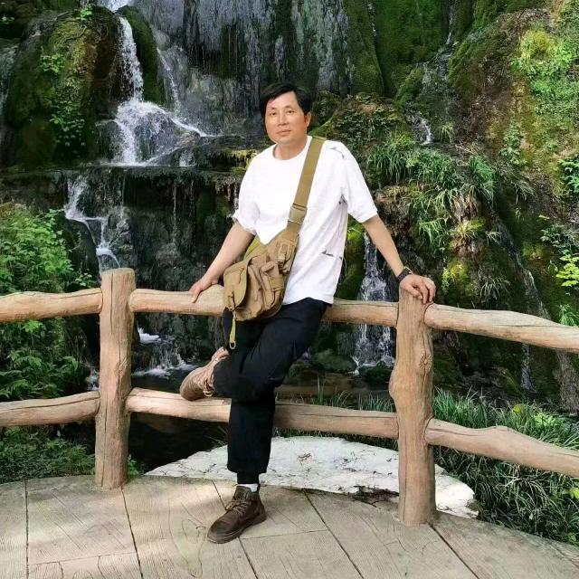 哥锦