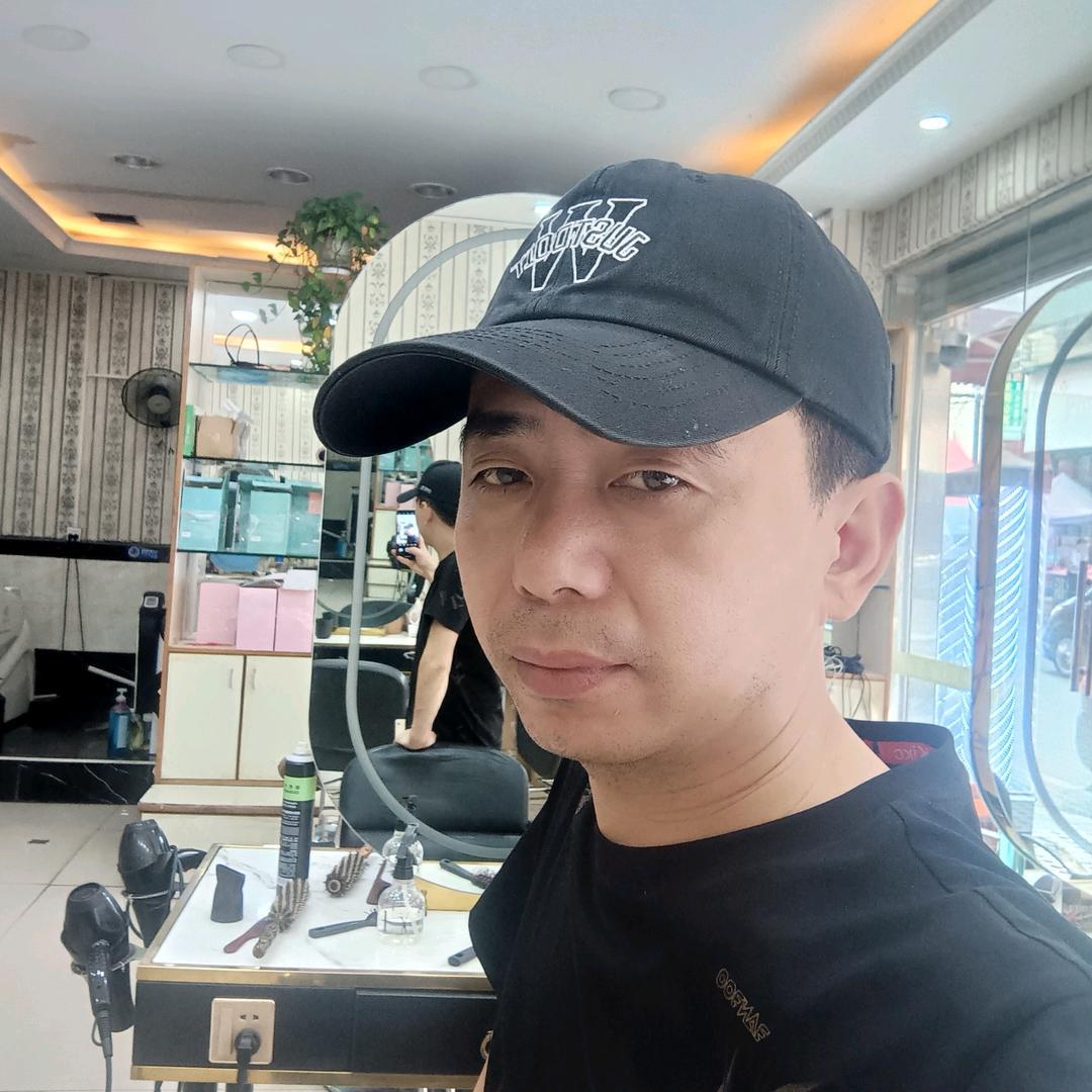 咸宁大拇指收长头发