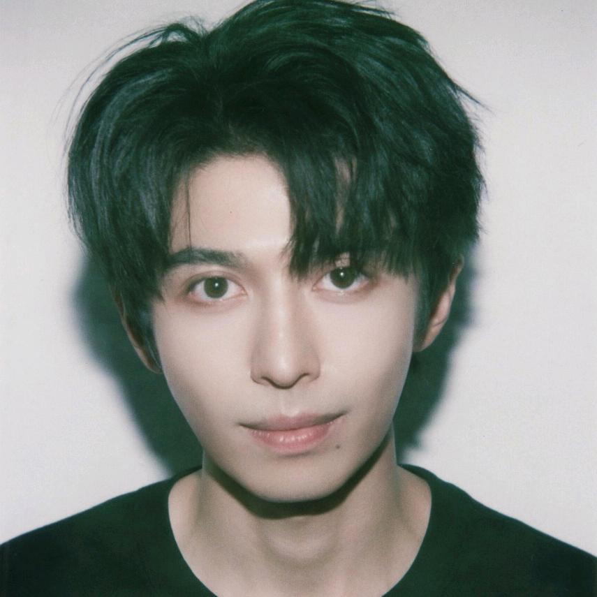 再让我睡一会儿