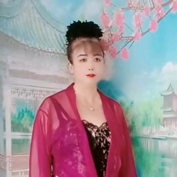 凤姐早上7点10准时开播