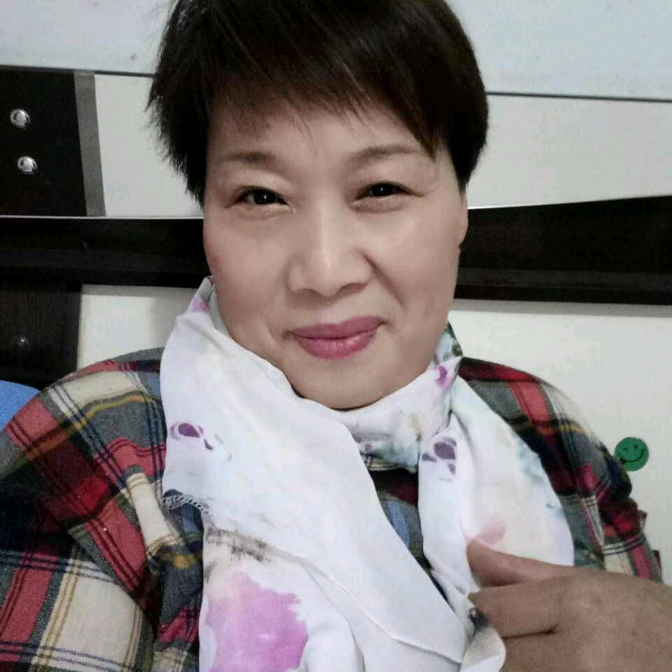 天上白云随风漂