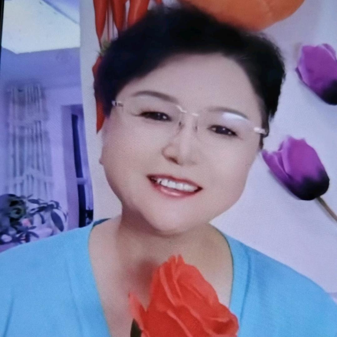 清香百合。上午8:40开播。