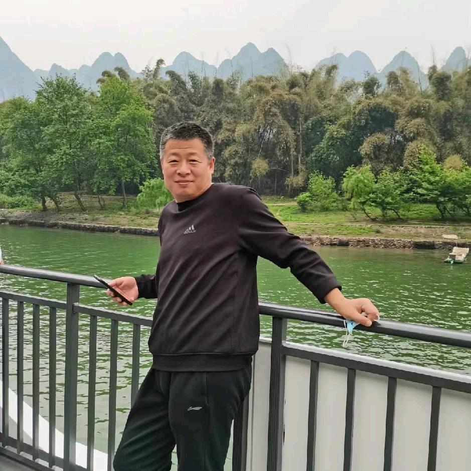 李士岗