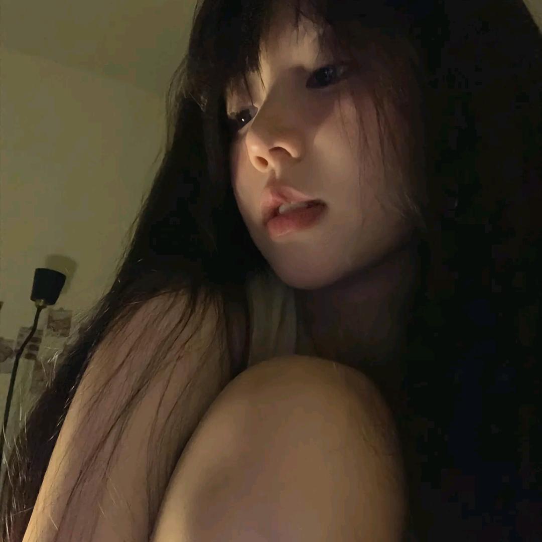 七七.