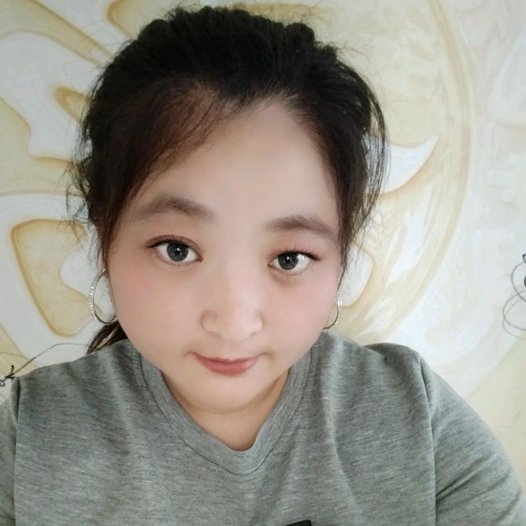 冰冰🎤🎀♥️💄💍