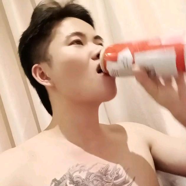 凡❤️冰ꪝ⁵²º🏡🏡