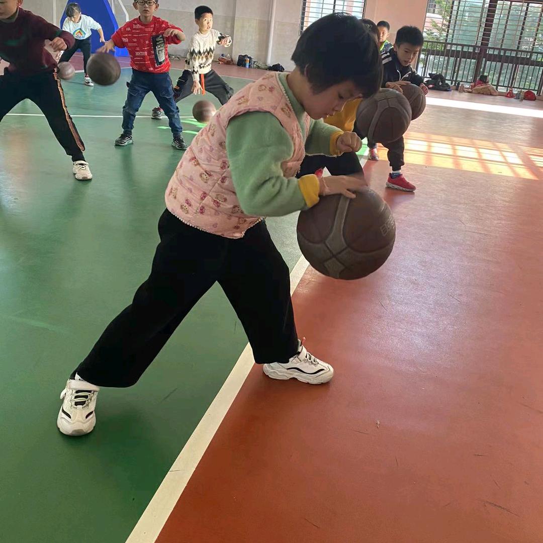 小助理1号秀