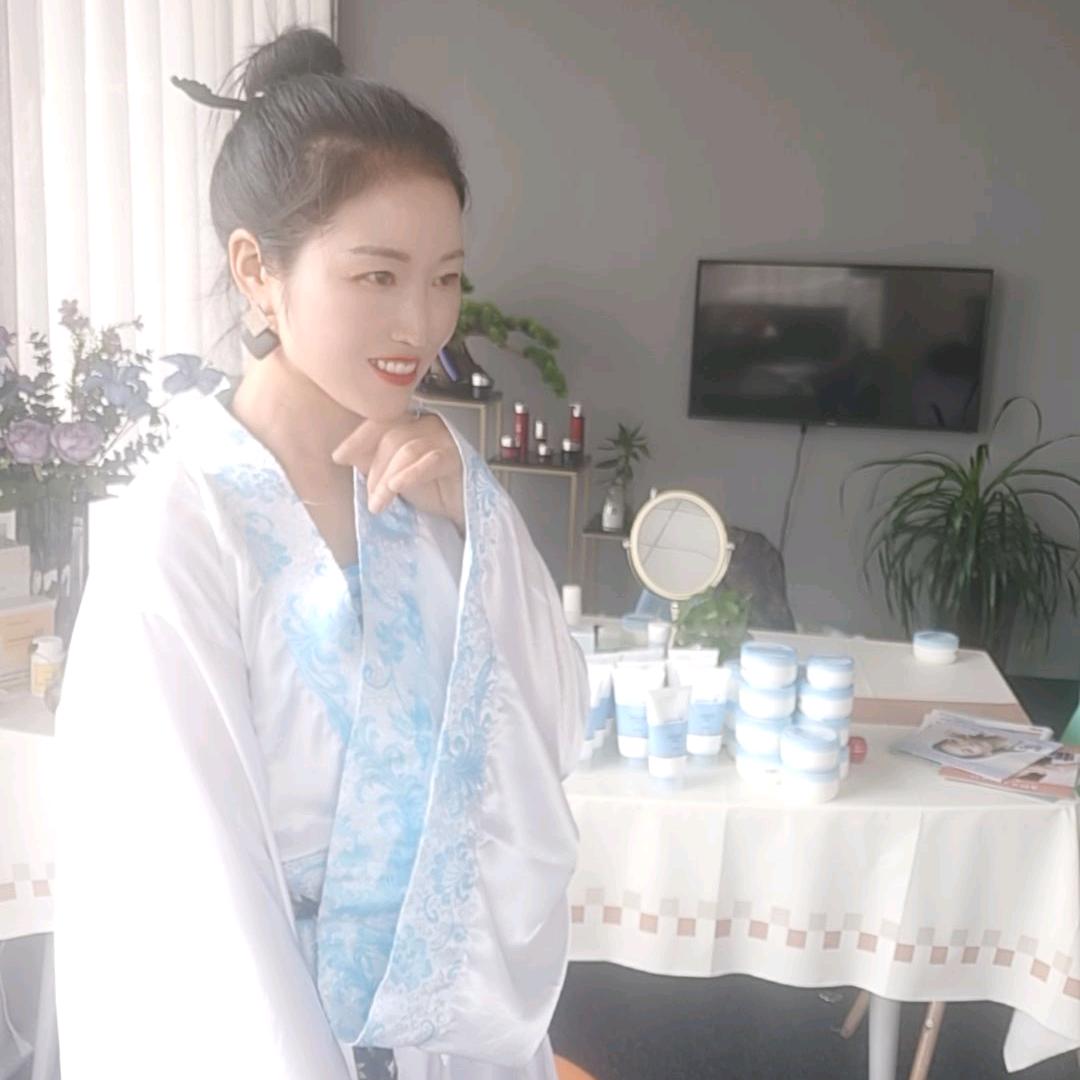 贵州妹子嫁汨罗《高效抗衰老植物护肤品》