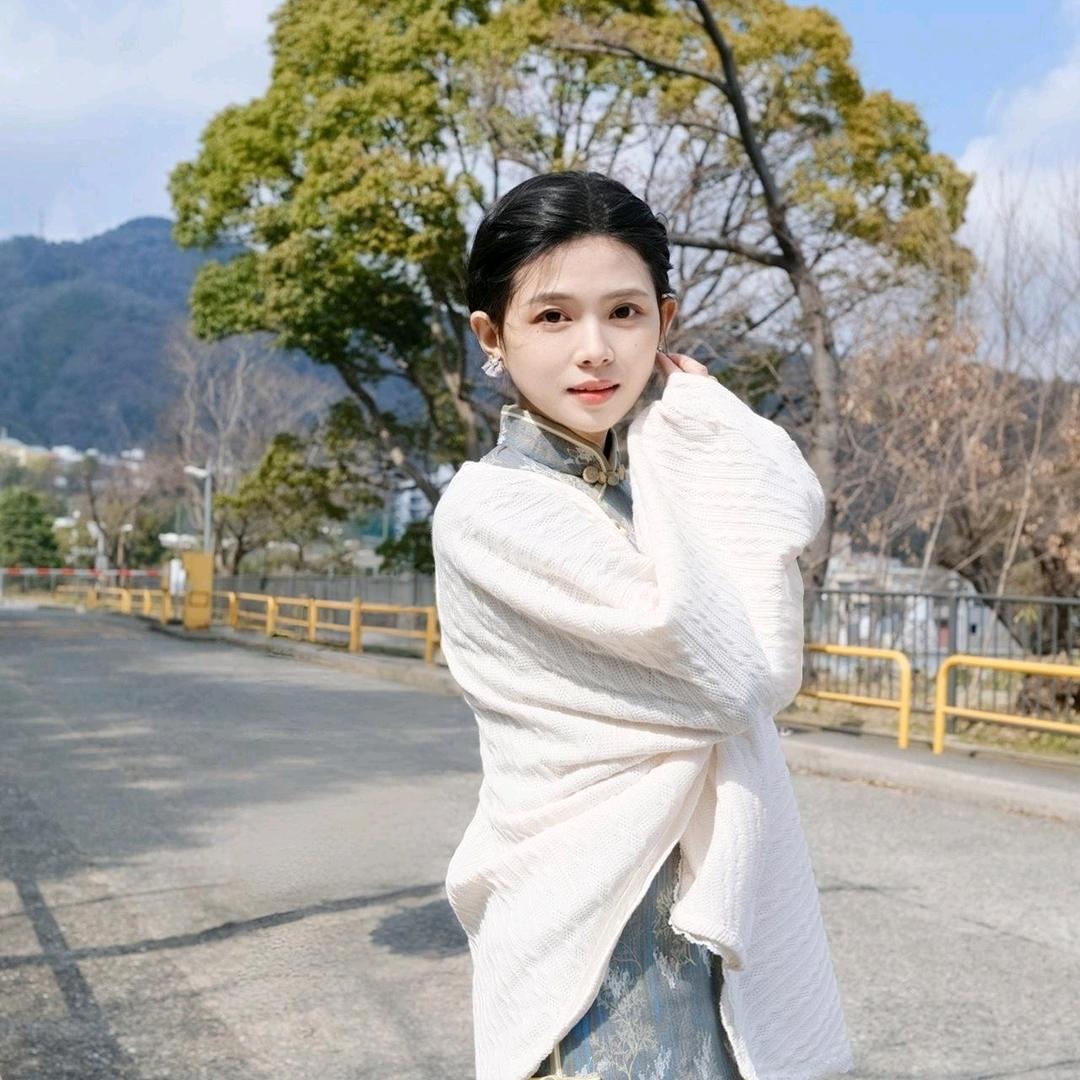 小笼包（高校打工版）