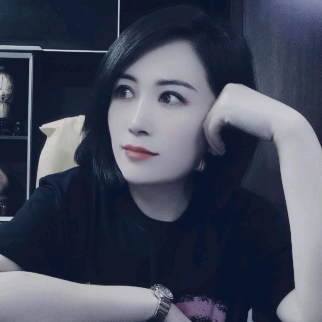伟伟姐
