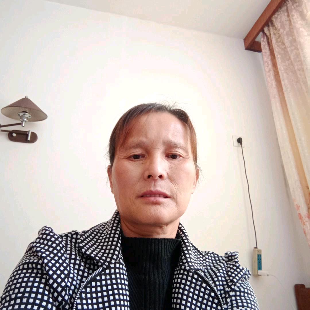 农村阿姨