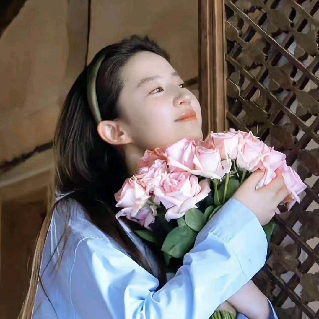 美依红装