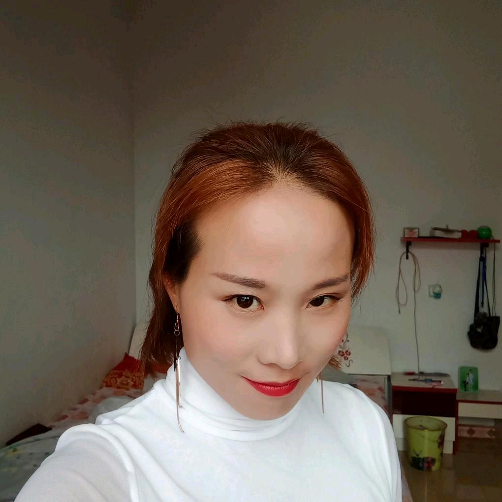 华坪养猪小妹