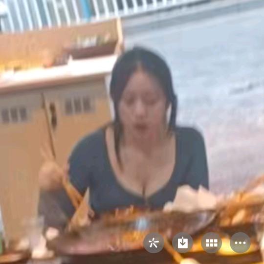 有些人能陪你同甘！但未必能陪你同苦。