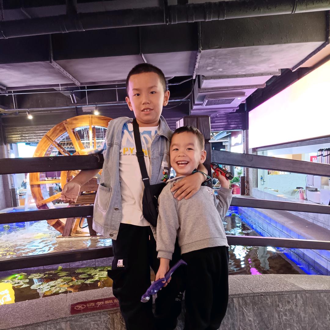 二三逢时。