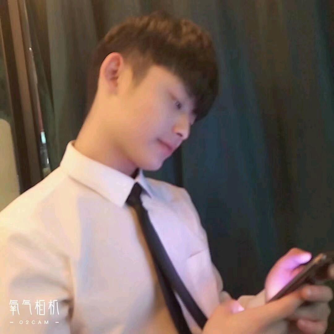 加载中.......