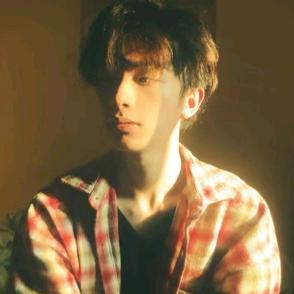 我是May
