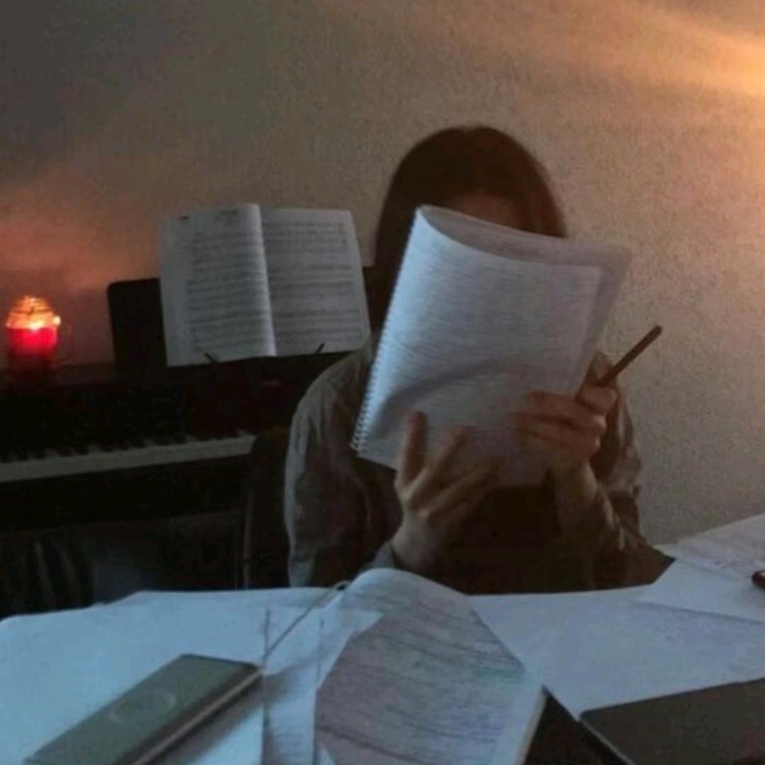 📕📕📕📕