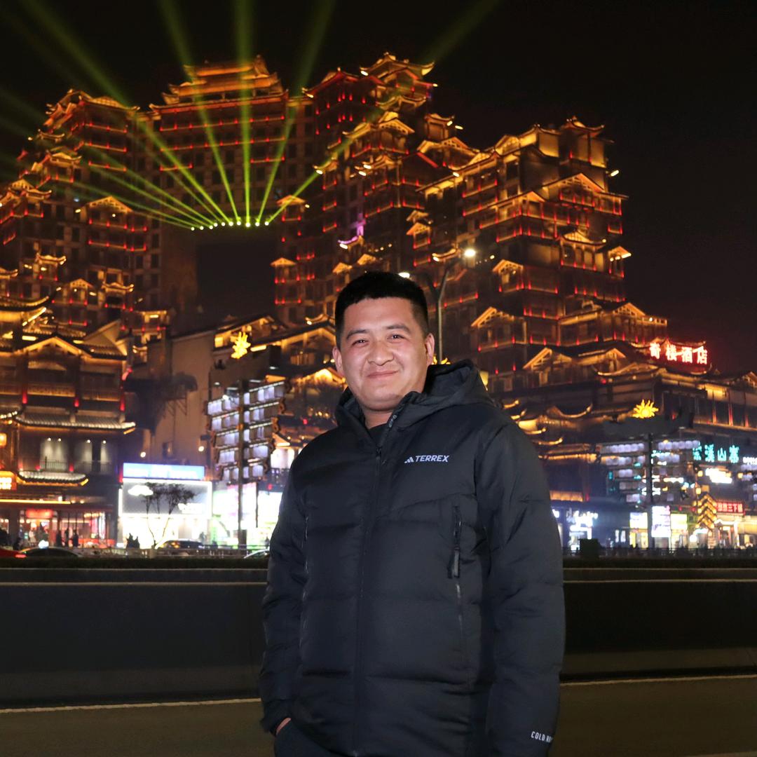 90后小青年