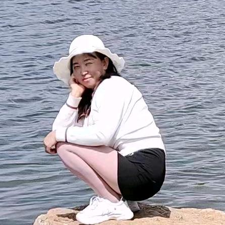 以花同伴