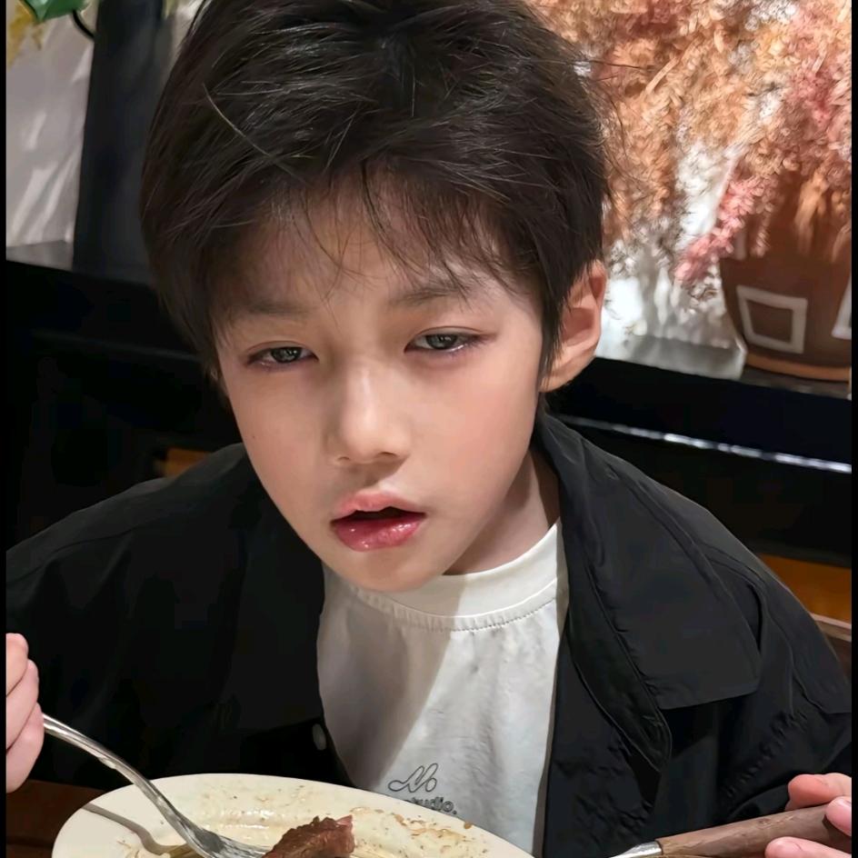 右翼