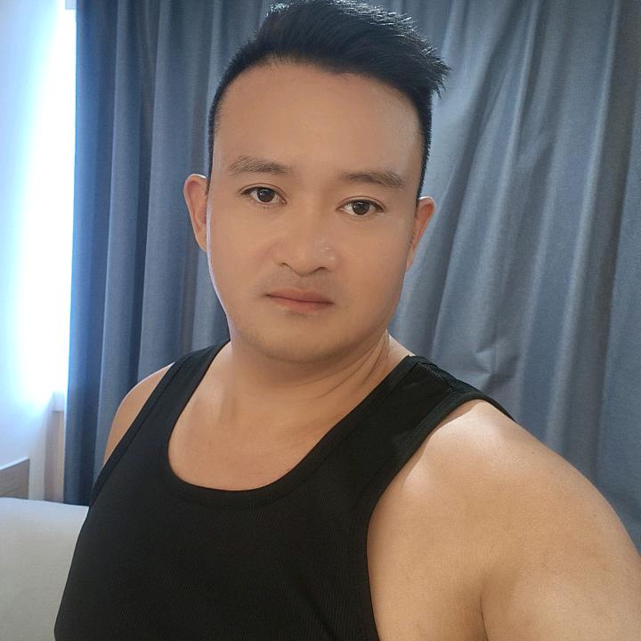 钟爱一生 伟