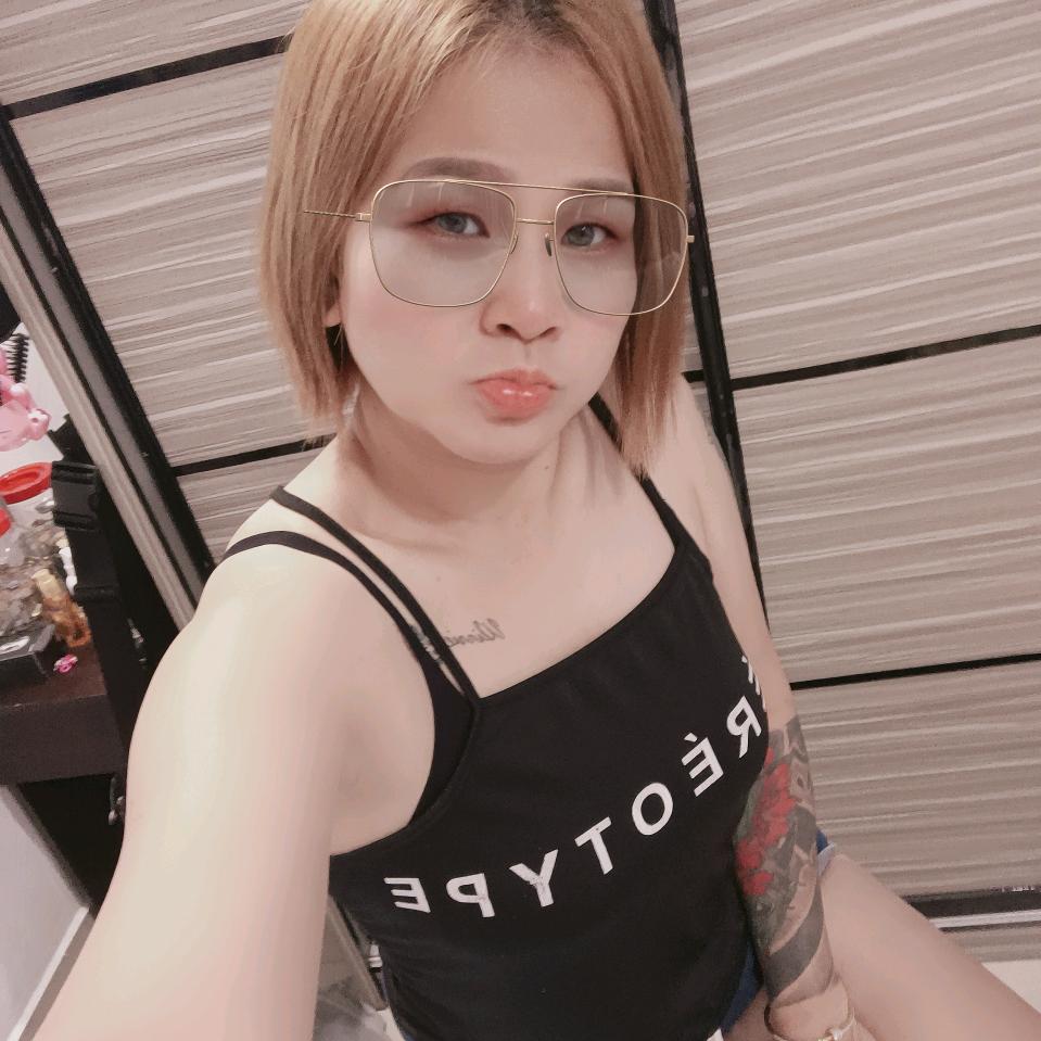 👑可爱霸气的女王👑