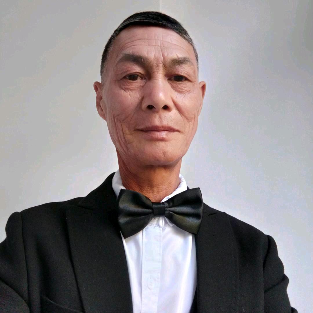 华哥。晚上7:40直播。