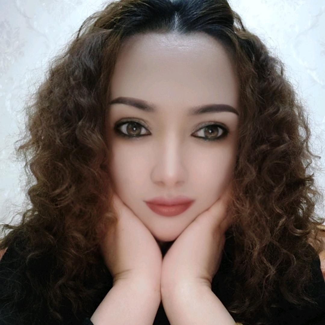 A 💋 胡尔西旦化妆师