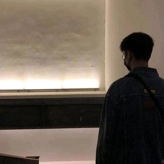 练不成肩不改名.