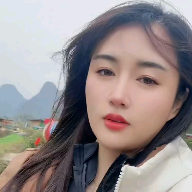 潇潇女神衣橱爆爆