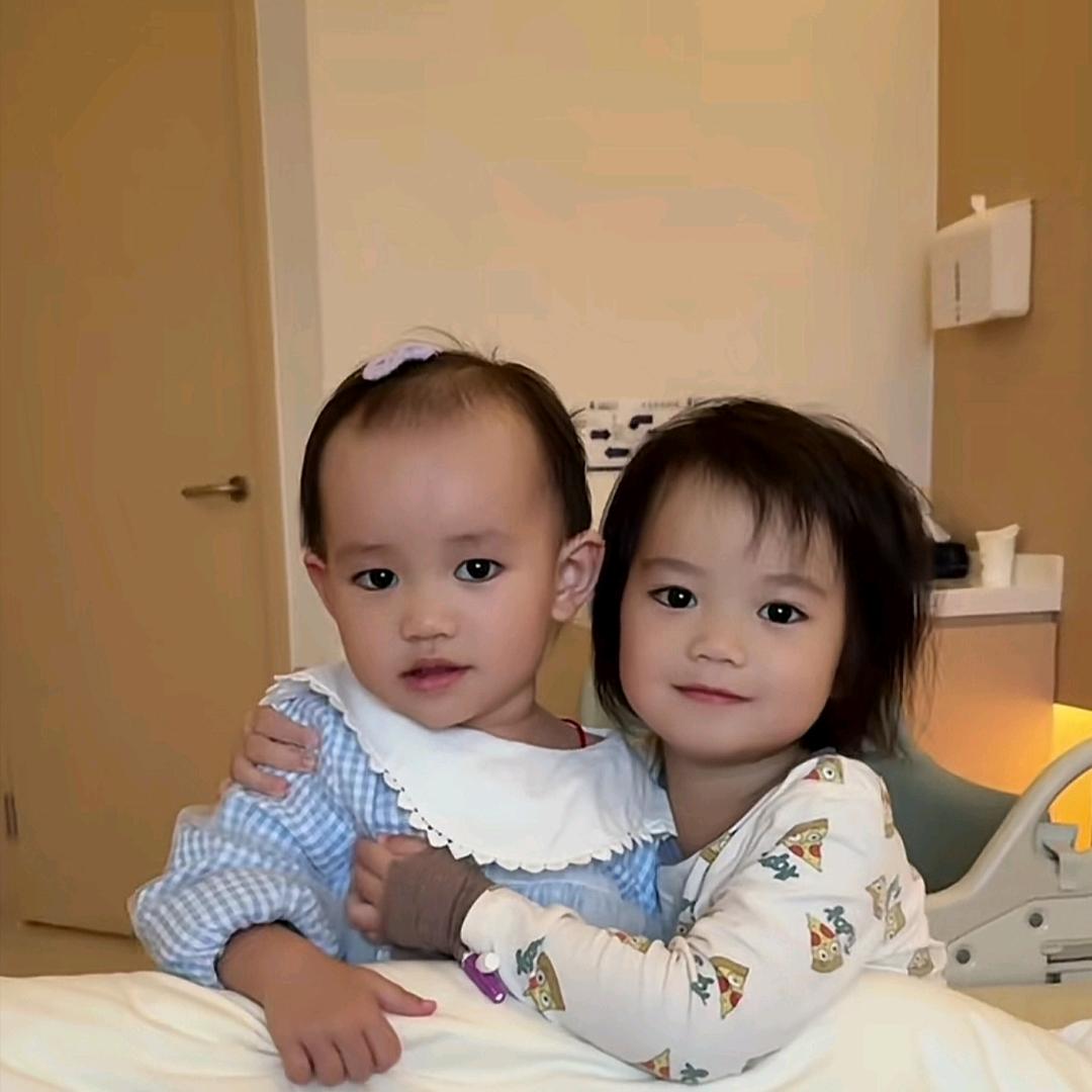 潼吖  (笑笑授权号)