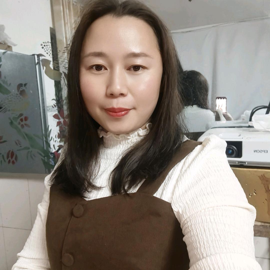 卖手机的小姐姐