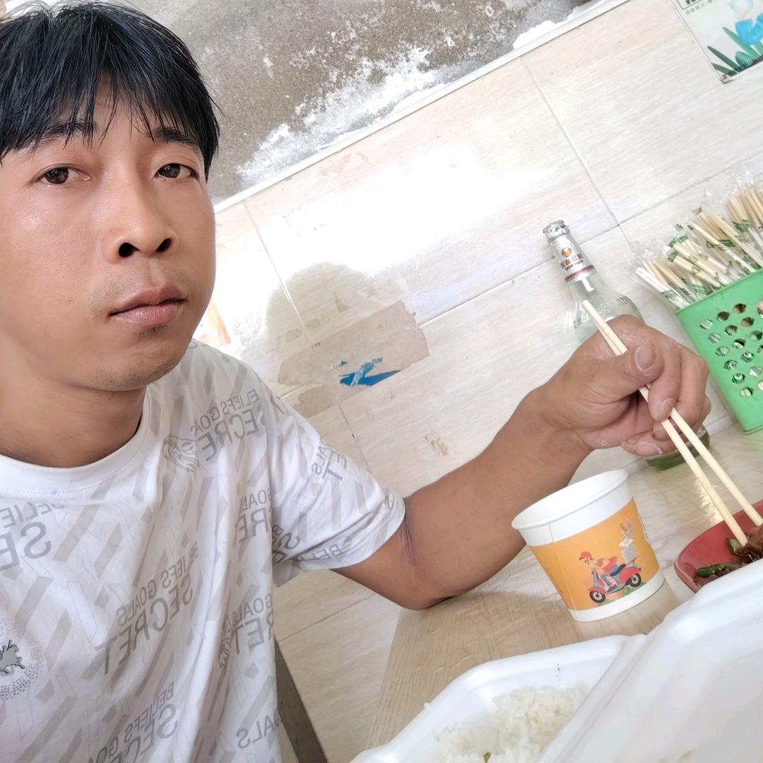 贵州军哥卤肉，凉菜菜