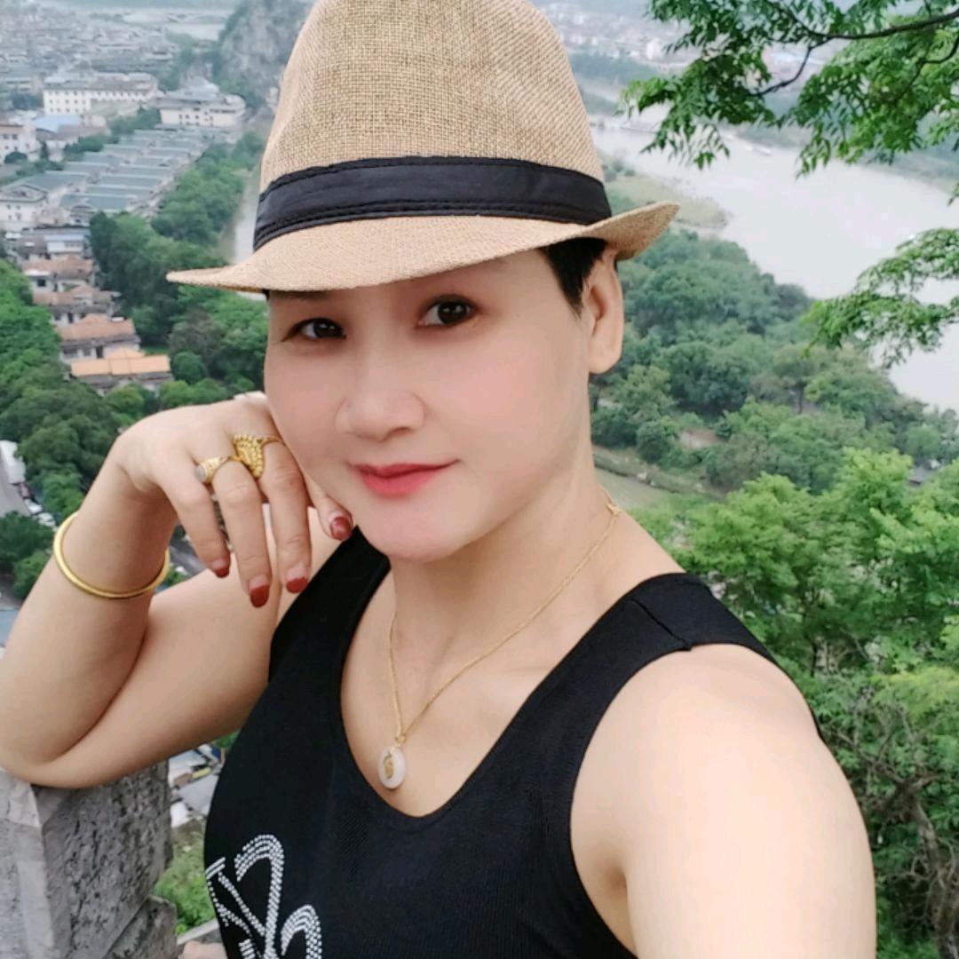 潇洒妹（每天晚上7：40分开播）