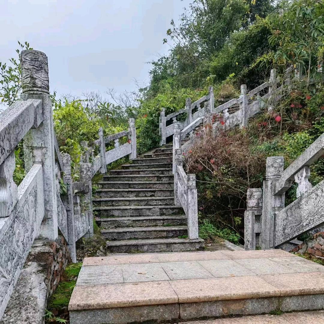 烈酒～敬～余生～🚬～为～伴，请勿连赞