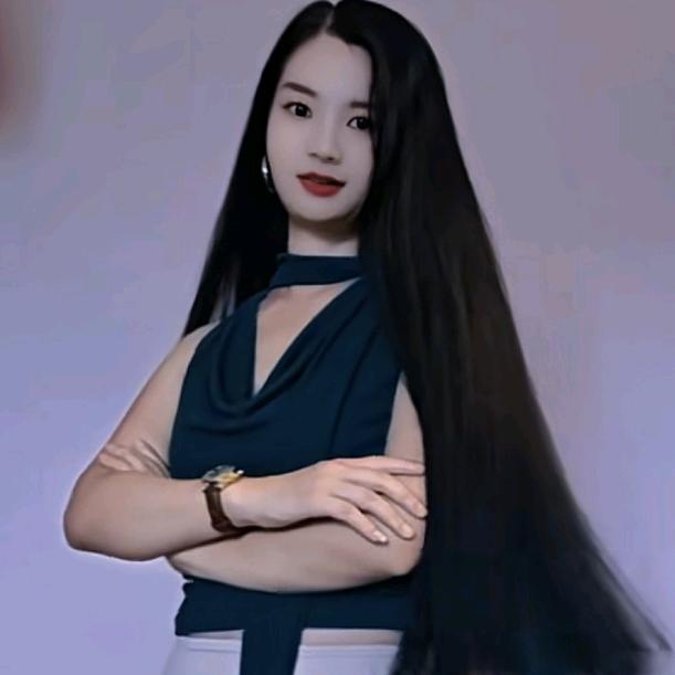 元江哈尼族的小妹